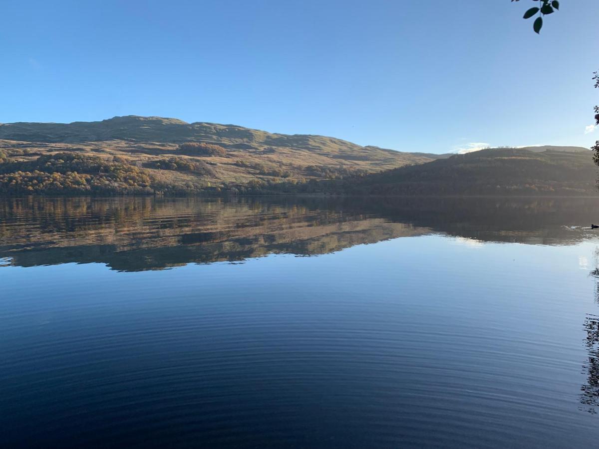 Milton Bay Luxury Lodge Wrapped In Exceptional Scenery Morenish Exteriér fotografie